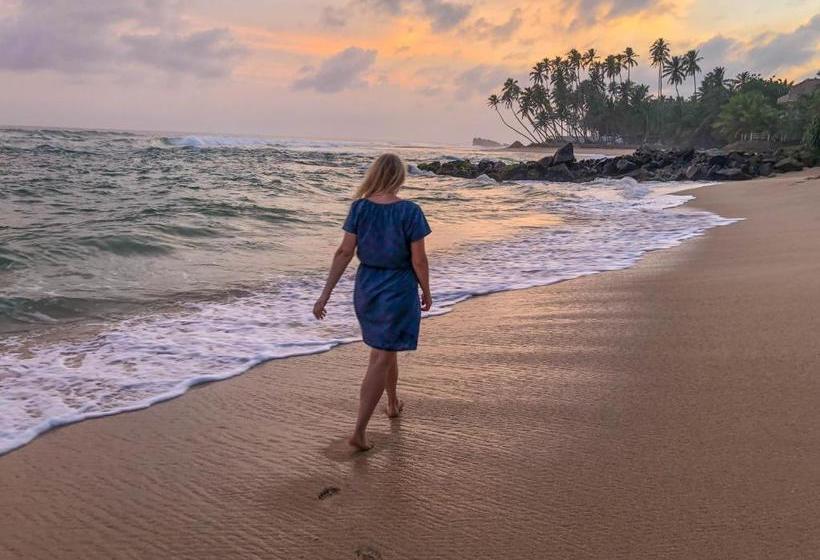 צימר Sea Front Villa