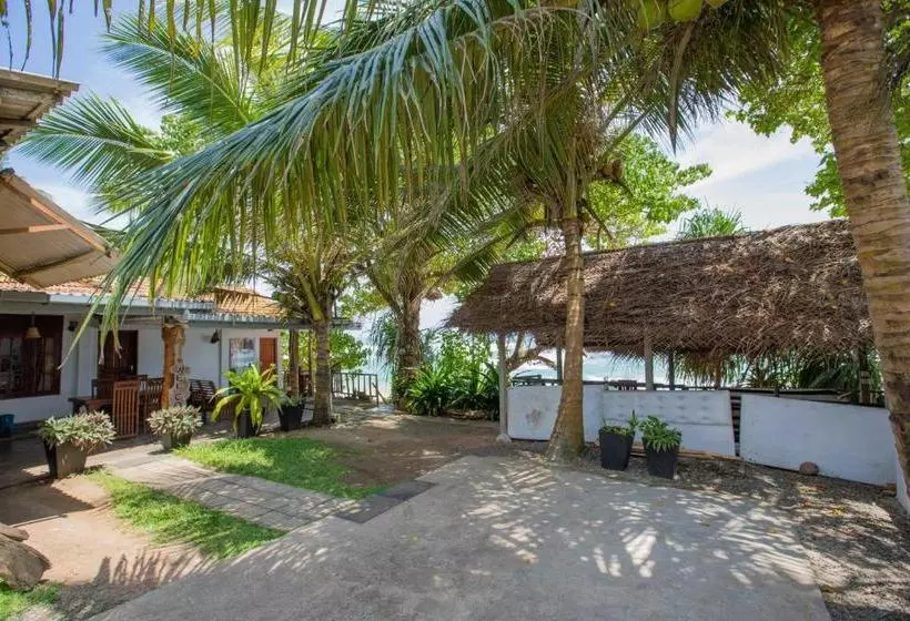 צימר Sea Front Villa