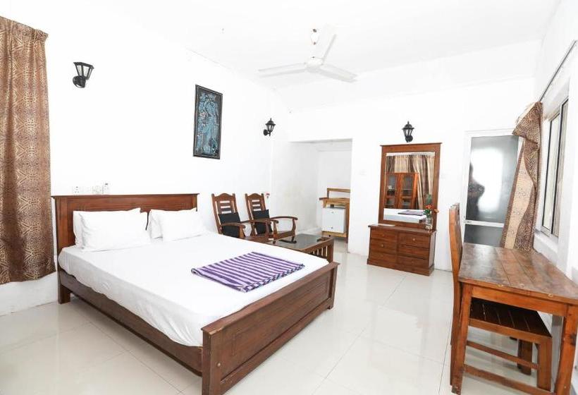 צימר Sea Front Villa