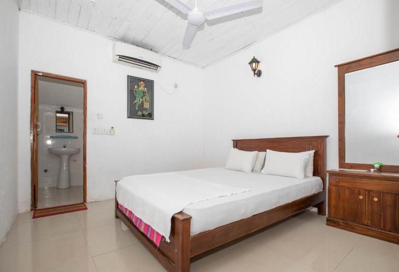 צימר Sea Front Villa