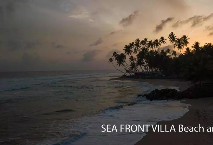 צימר Sea Front Villa