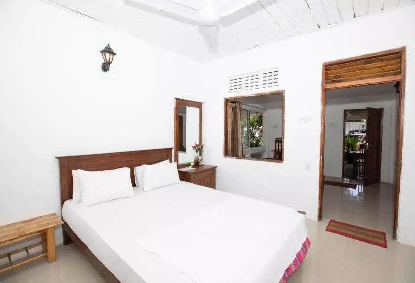 צימר Sea Front Villa