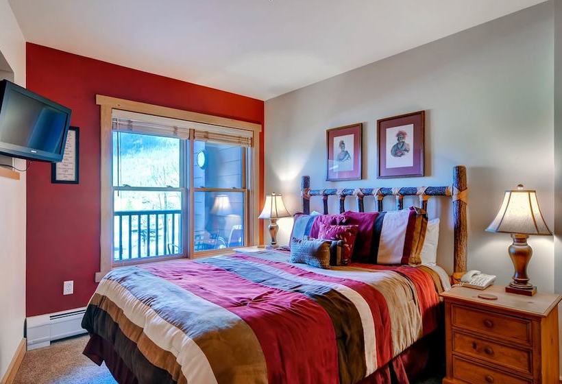 Copper Springs At East Village By Copper Mountain Lodging