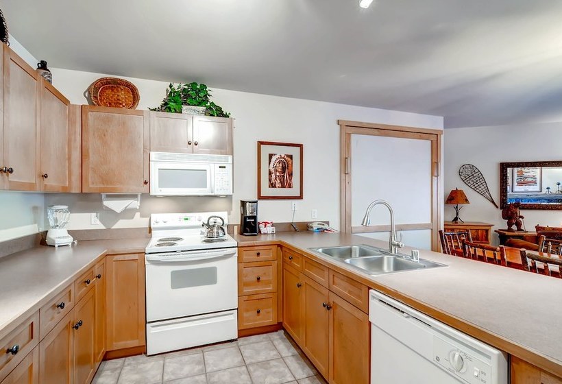 Copper Springs At East Village By Copper Mountain Lodging