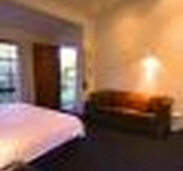 Hideaway Studio Accommodation