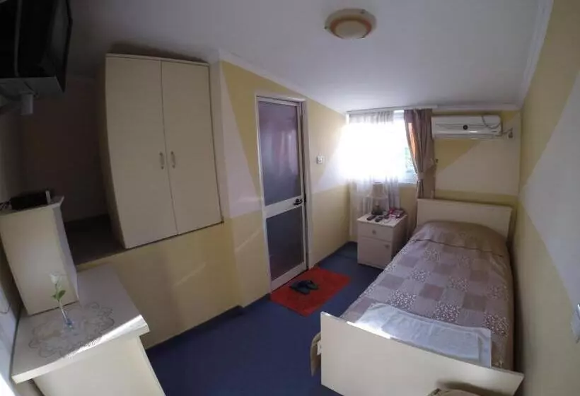 בית מלון כפרי 3a