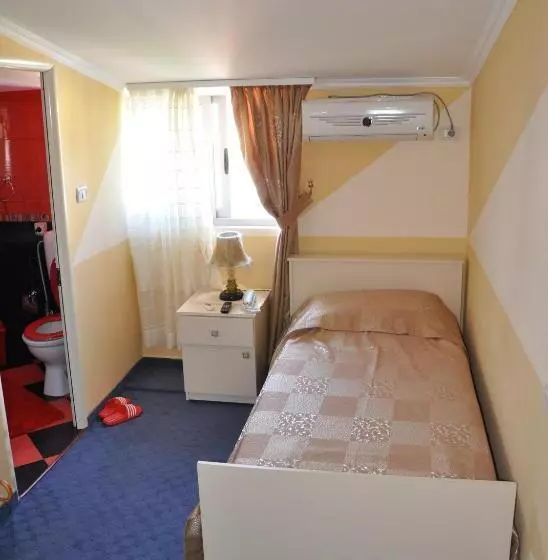 בית מלון כפרי 3a