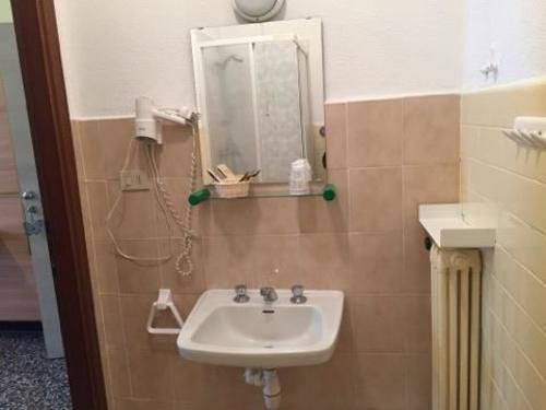 فندق Albergo Oasi