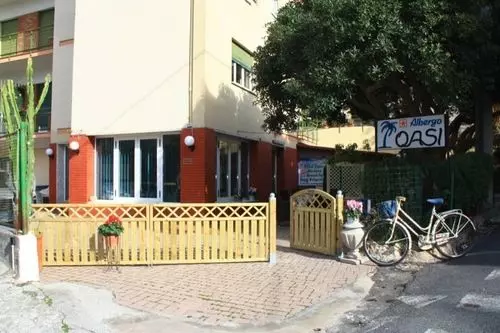 Otel Albergo Oasi