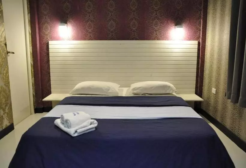 Отель Angeles Palace