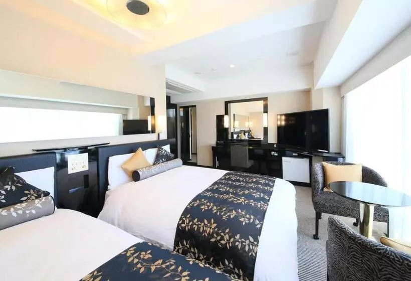 Apa Hotel Shinjuku Gyoemmae