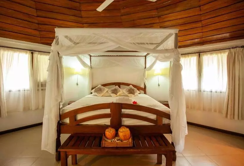 هتل Cote D Or Lodge