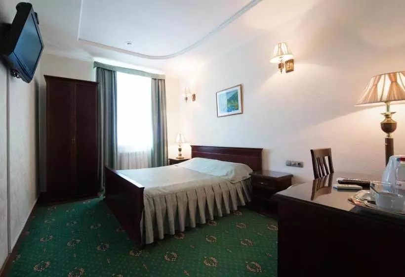 هتل Euro