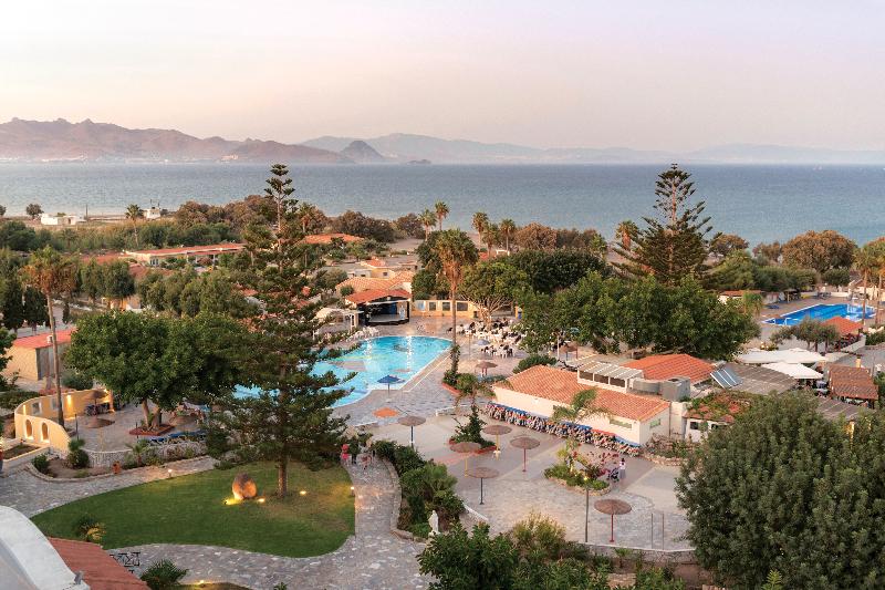 ホテル Grand Blue Beach