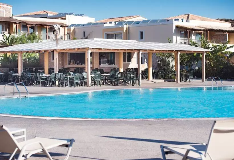 هتل Grand Blue Beach