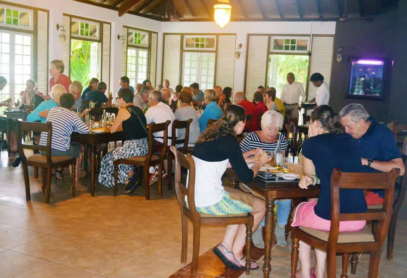 Отель Nature Trails Boutique