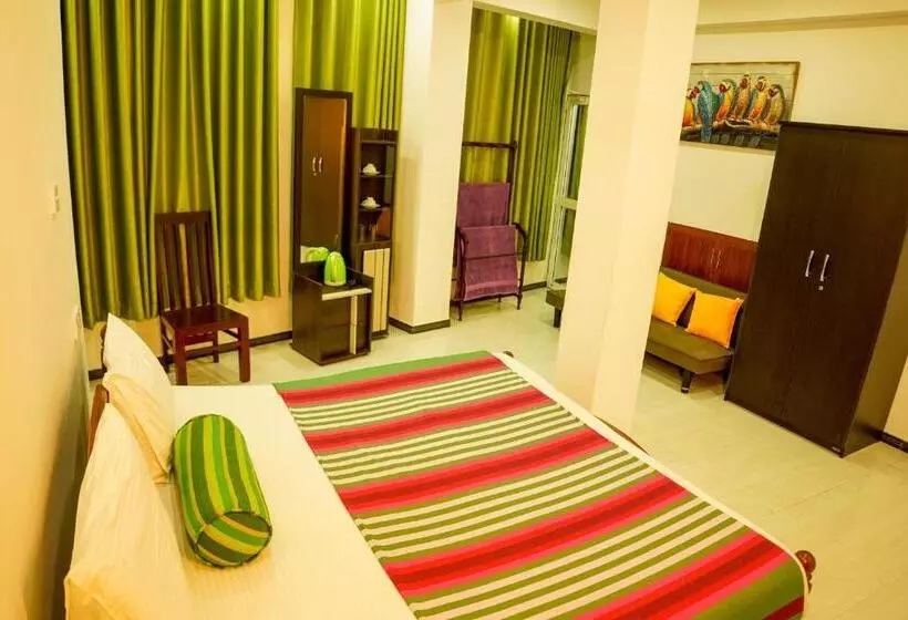 בית מלון כפרי Peacock