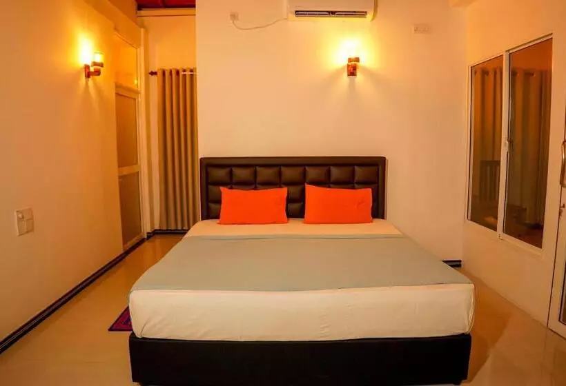 בית מלון כפרי Peacock