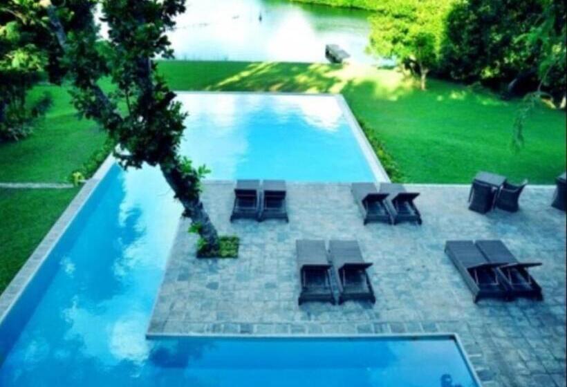 酒店 Roman Lake Ayurveda Resort