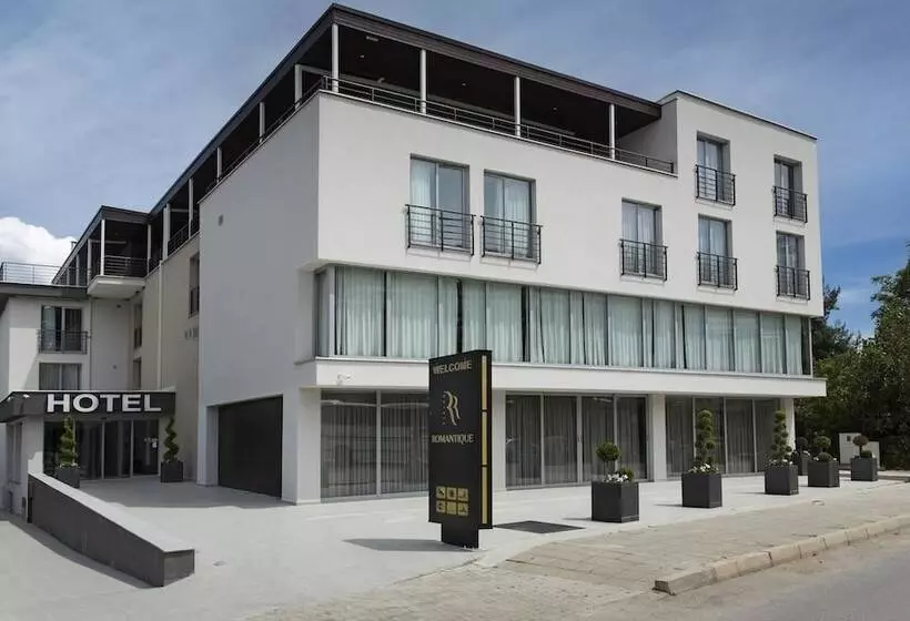 هتل Romantique Plaza Dojran