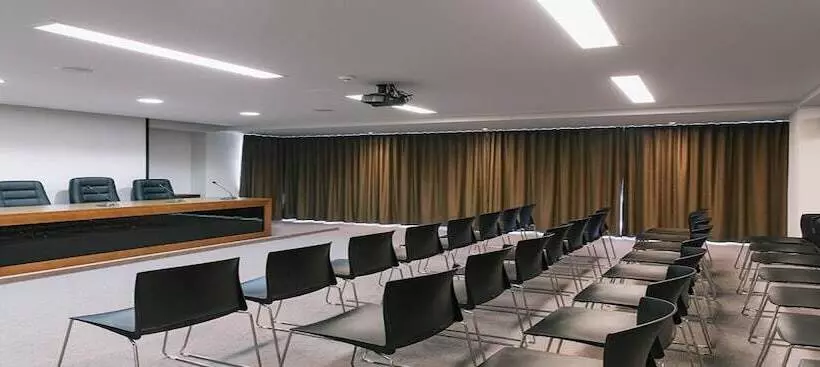 هتل Romantique Plaza Dojran