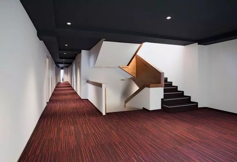 هتل Romantique Plaza Dojran