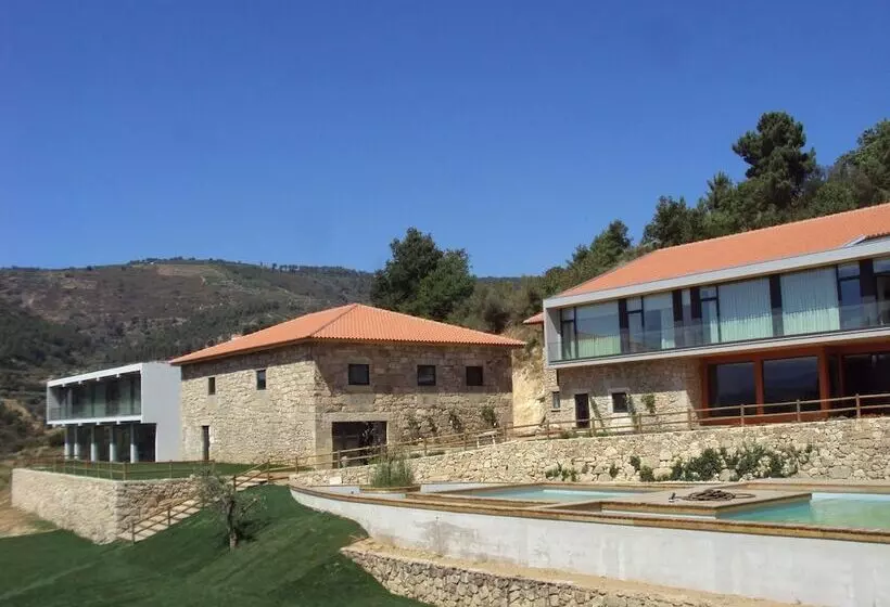 هتل روستایی Douro Cister Hotel Resort