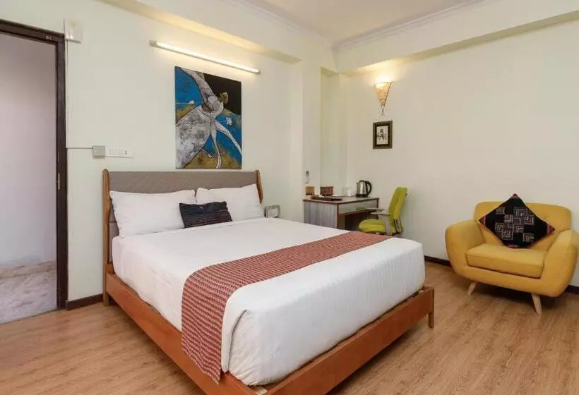 Shaligram Hotel & Spa