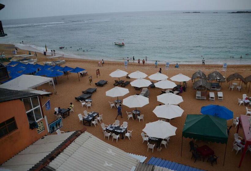 בית מלון כפרי Surf Una Beach