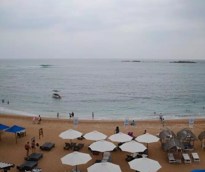 בית מלון כפרי Surf Una Beach