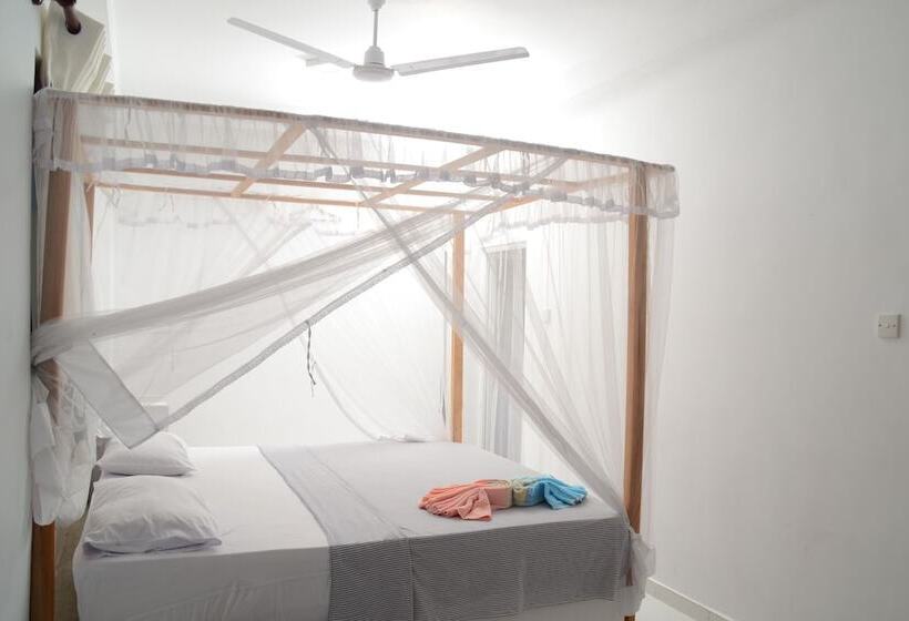 בית מלון כפרי Surf Una Beach