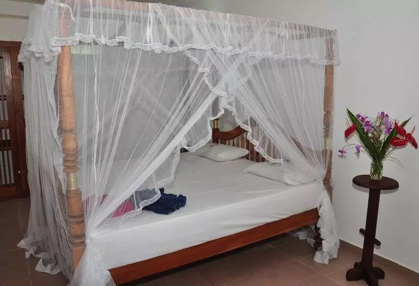 בית מלון כפרי Surf Una Beach