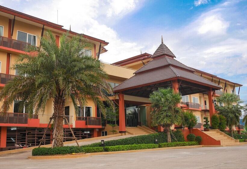 Отель Phufa Waree Chiangrai Resort   Sha Extra Plus