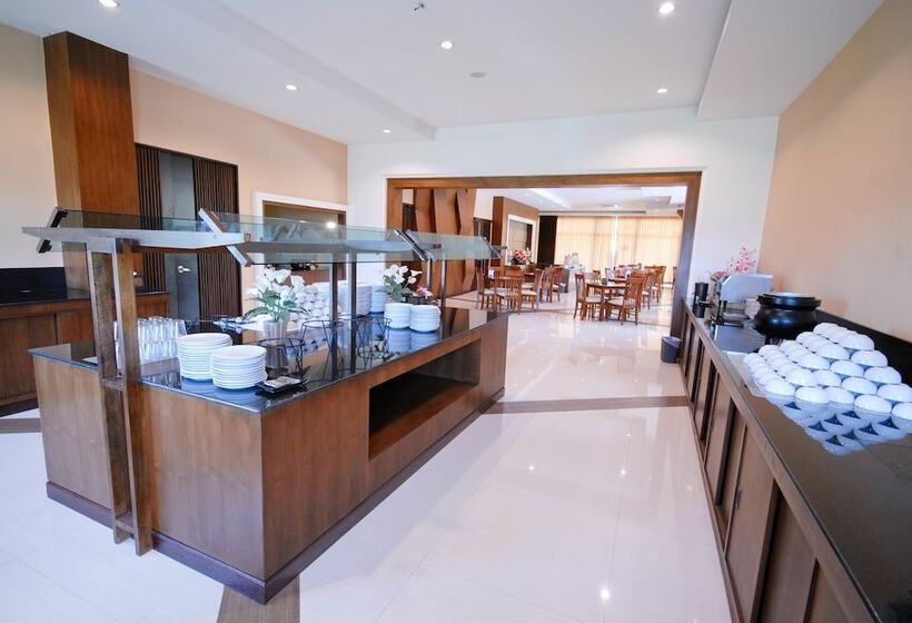 Отель Phufa Waree Chiangrai Resort   Sha Extra Plus