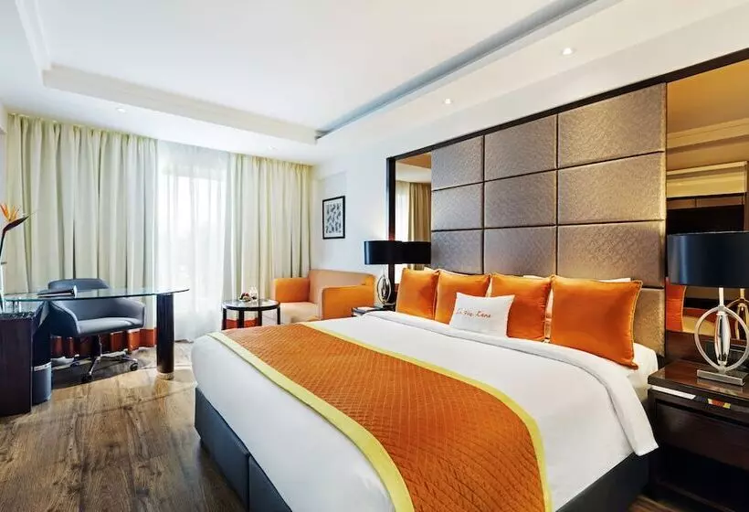 هتل Zone By The Park , Bani Park Jaipur