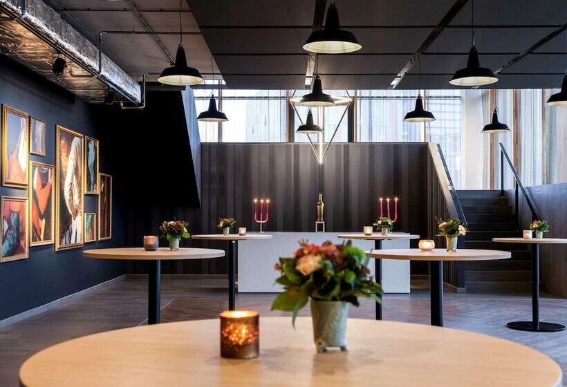 Novotel Amsterdam Schiphol Airport