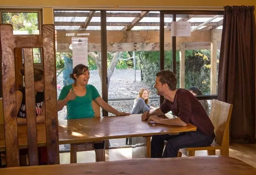 Paradiso Backpacker Hostel