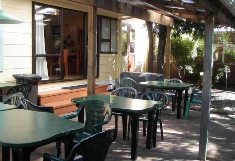 Paradiso Backpacker Hostel