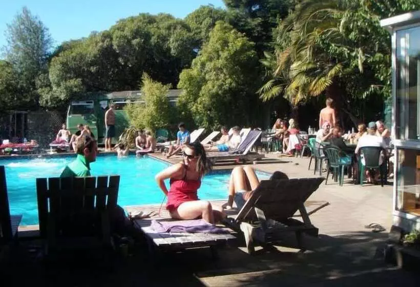 Paradiso Backpacker Hostel