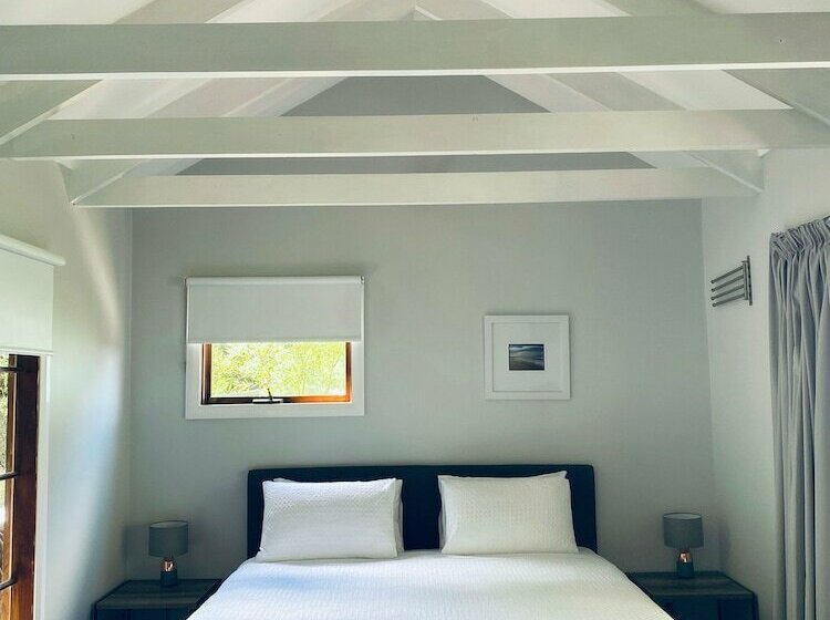 Hideaway Studio Accommodation