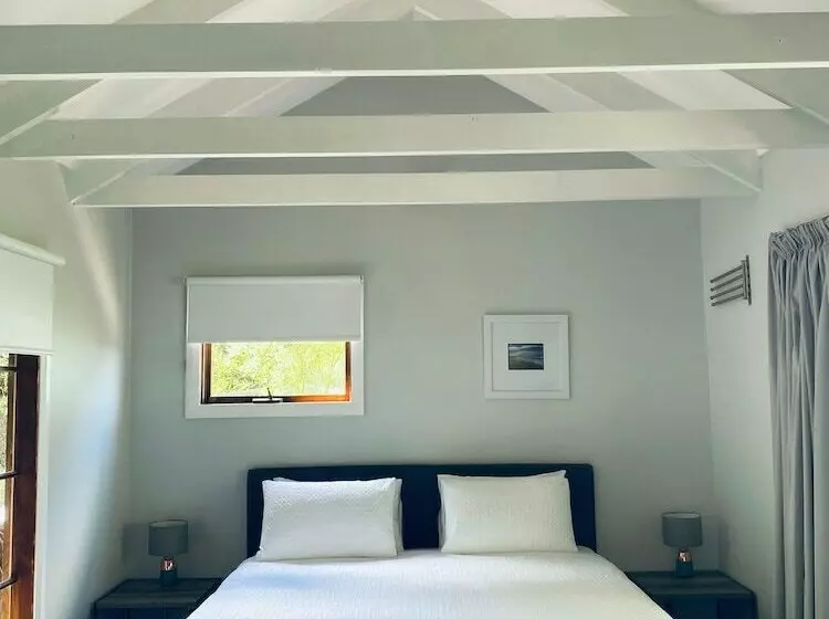 Hideaway Studio Accommodation