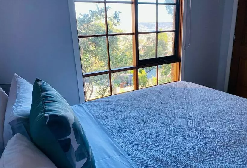 Hideaway Studio Accommodation