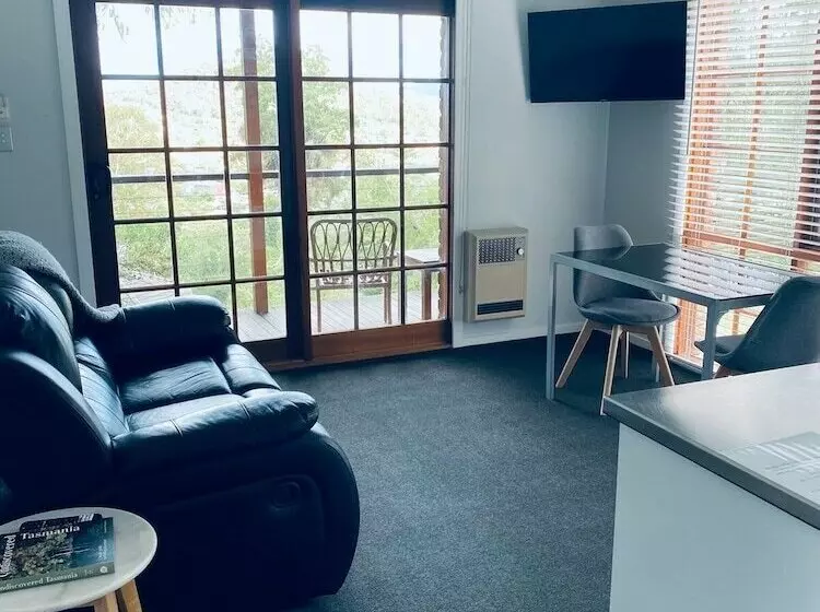 Hideaway Studio Accommodation