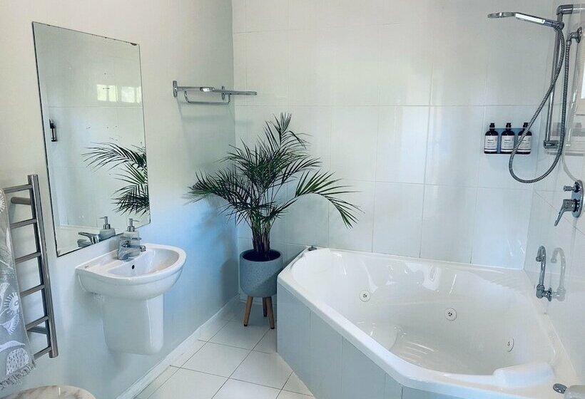 Hideaway Studio Accommodation