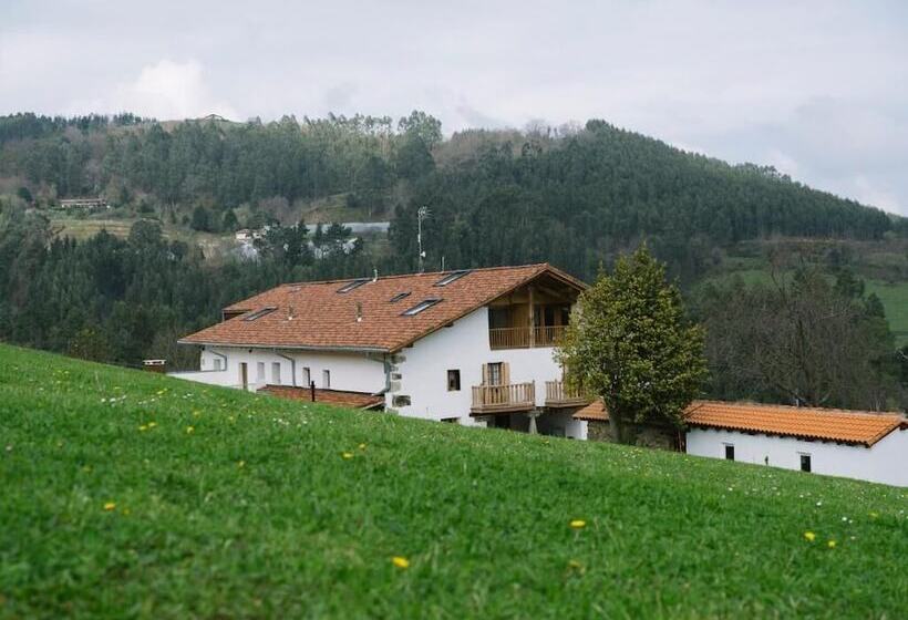 فندق Nafarrola Gastronomy & Wine