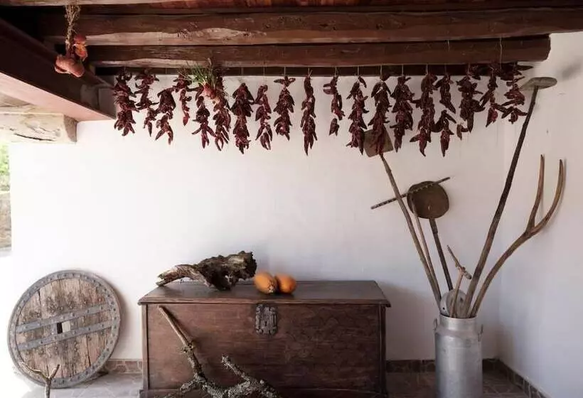 Hotelli Nafarrola Gastronomy & Wine