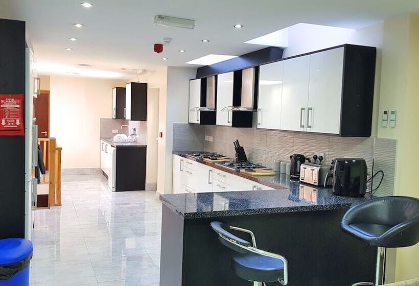 펜션 Kunda House Rookery