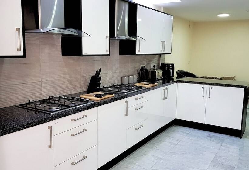 펜션 Kunda House Rookery