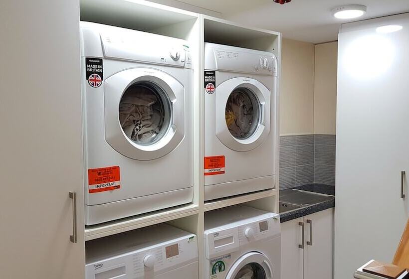 펜션 Kunda House Rookery