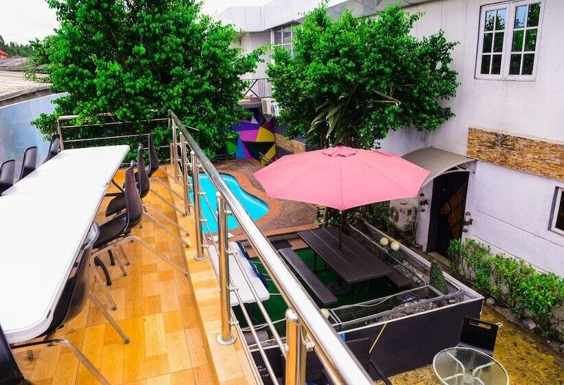 هتل Cls Connecting Lagos Suites